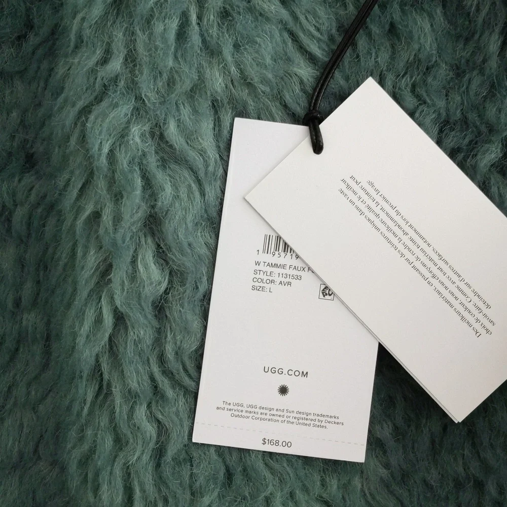 UGG Tammie Faux Fur vest - Picture 14 of 17